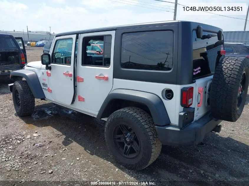 1C4BJWDG5GL134351 2016 Jeep Wrangler Unlimited Sport