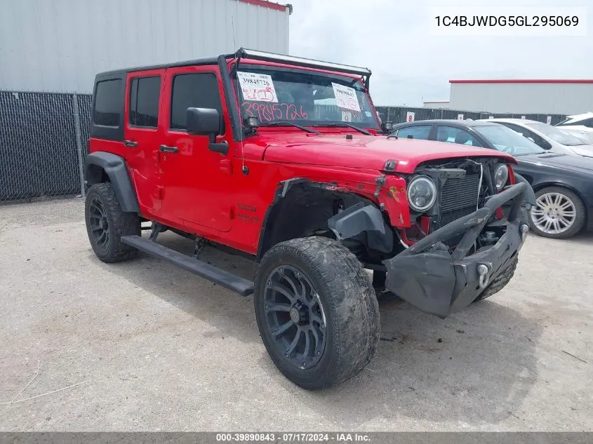 1C4BJWDG5GL295069 2016 Jeep Wrangler Unlimited Sport