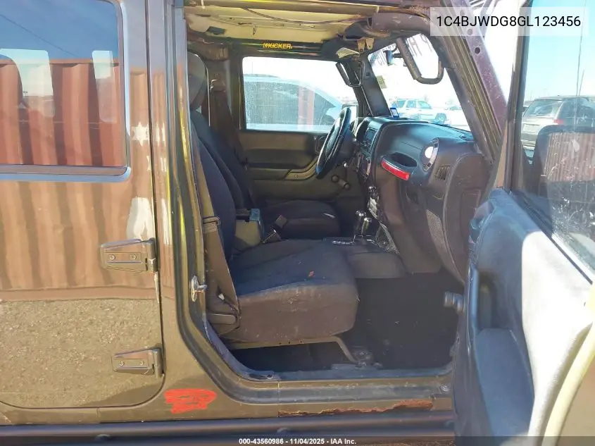 1C4BJWDG8GL123456 2016 Jeep Wrangler Unlimited Sport