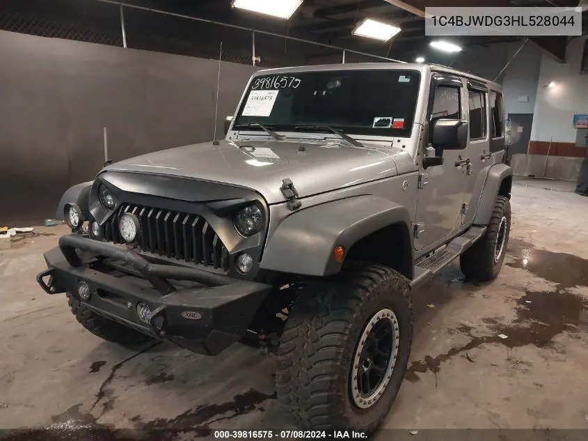 1C4BJWDG3HL528044 2017 Jeep Wrangler Unlimited Sport 4X4