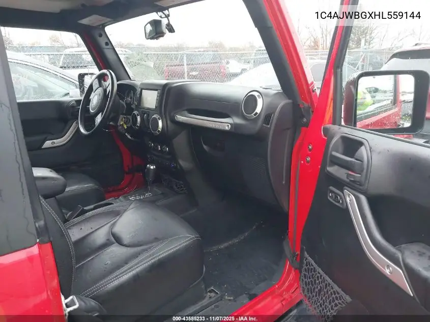 1C4AJWBGXHL559144 2017 Jeep Wrangler Sahara 4X4