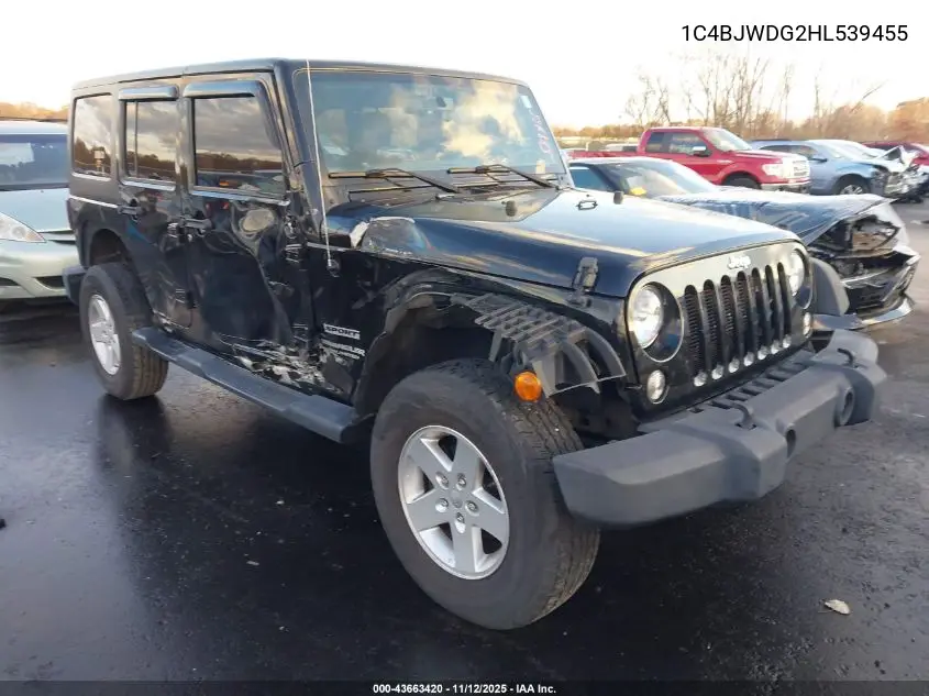 1C4BJWDG2HL539455 2017 Jeep Wrangler Unlimited Sport 4X4