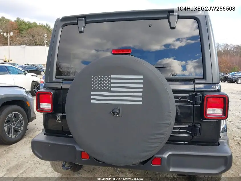 1C4HJXEG2JW256508 2018 Jeep Wrangler Unlimited Sahara 4X4