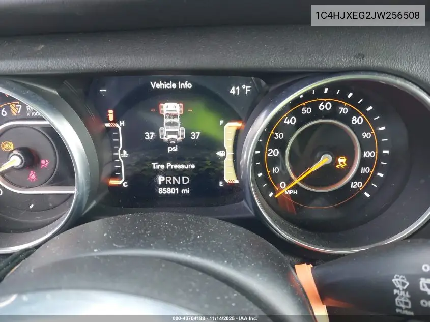 1C4HJXEG2JW256508 2018 Jeep Wrangler Unlimited Sahara 4X4
