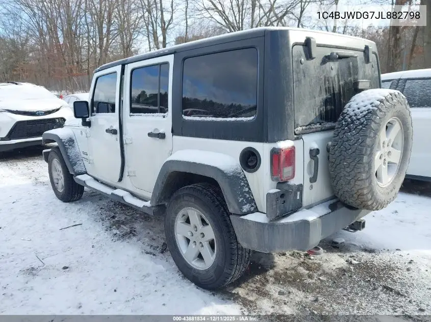 1C4BJWDG7JL882798 2018 Jeep Wrangler Jk Unlimited Sport S 4X4