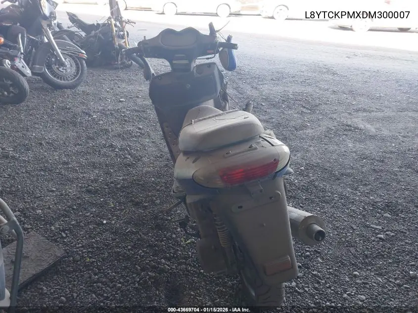 L8YTCKPMXDM300007 2013 Jonway Scooter