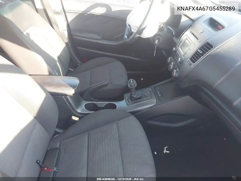 KNAFX4A67G5455289 2016 Kia Forte Lx