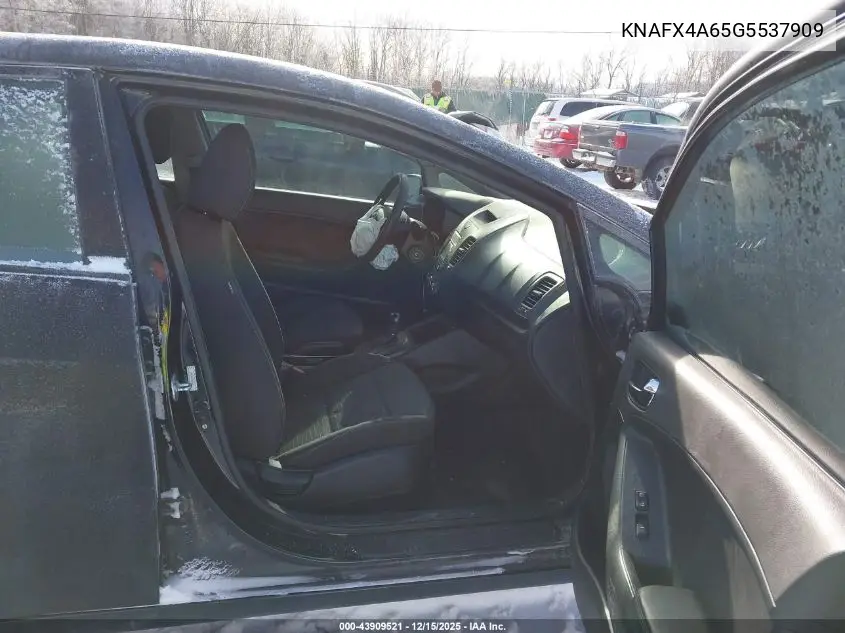 KNAFX4A65G5537909 2016 Kia Forte Lx