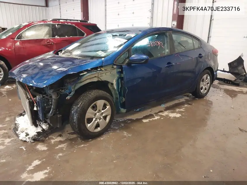 3KPFK4A70JE233716 2018 Kia Forte Lx