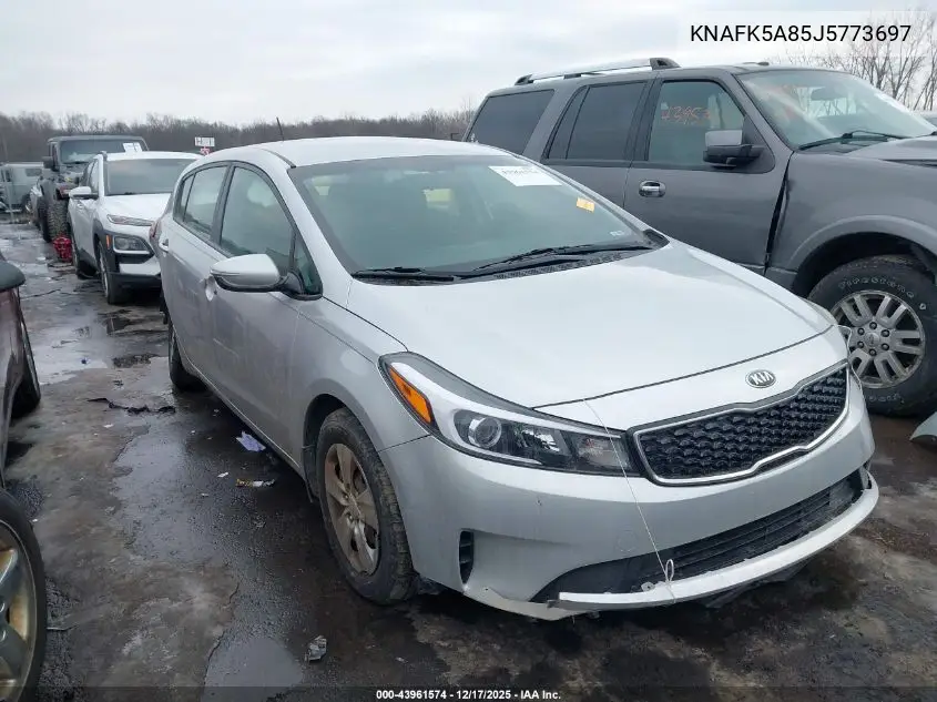 KNAFK5A85J5773697 2018 Kia Forte Lx