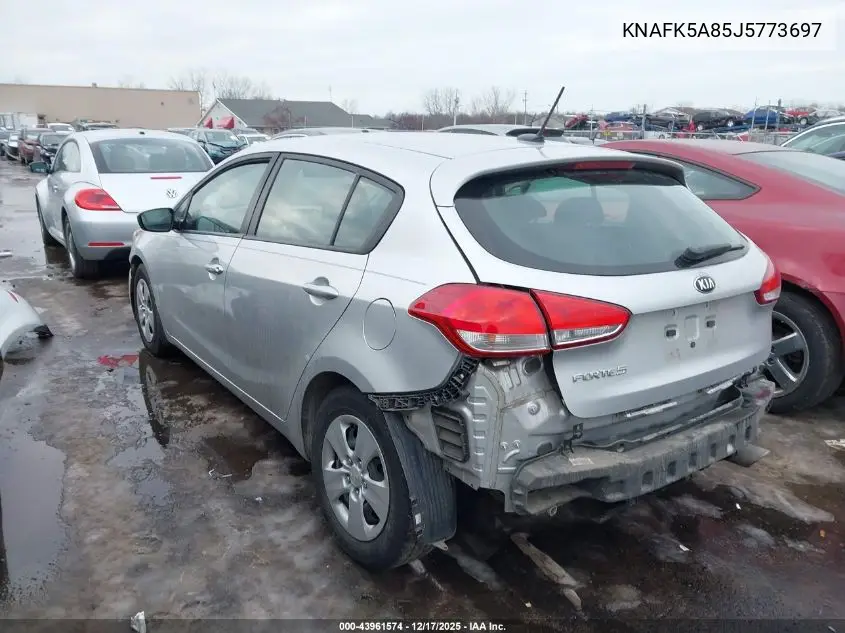 KNAFK5A85J5773697 2018 Kia Forte Lx