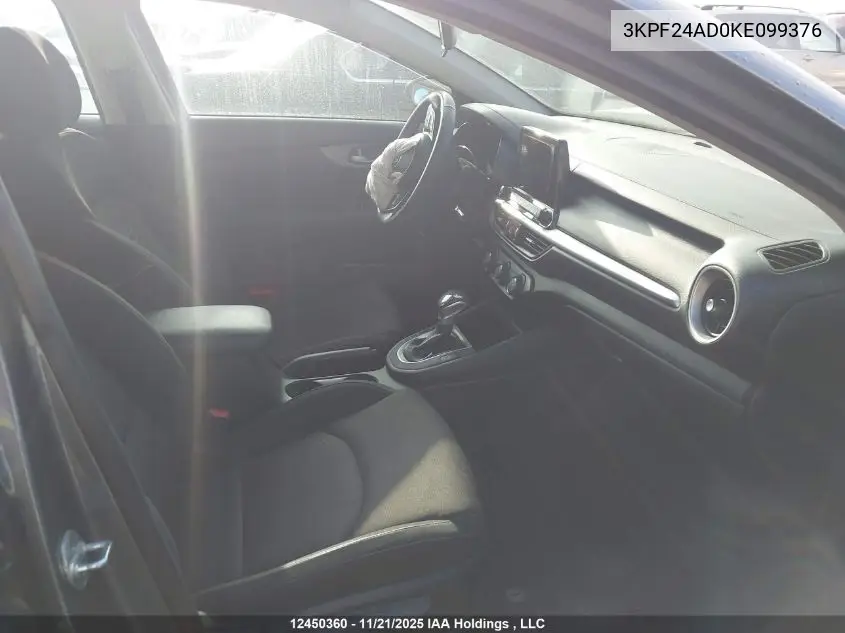 3KPF24AD0KE099376 2019 Kia Forte Lx