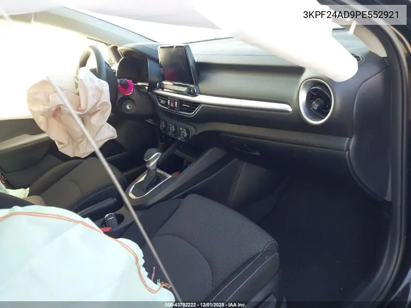 3KPF24AD9PE552921 2023 Kia Forte Lxs