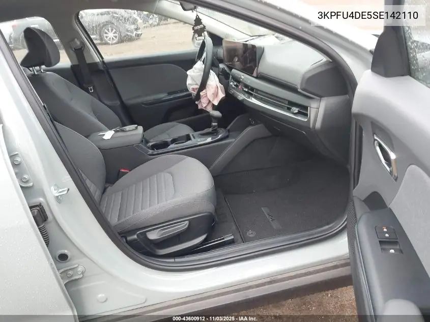 3KPFU4DE5SE142110 2025 Kia K4 Ex