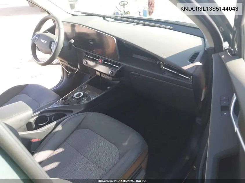 KNDCR3L13S5144043 2025 Kia Niro Ev Wind