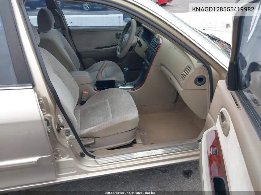 KNAGD128555419982 2005 Kia Optima Ex V6/Lx V6