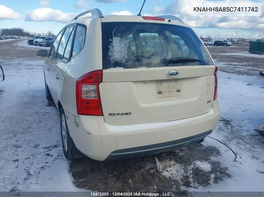 KNAHH8A85C7411742 2012 Kia Rondo