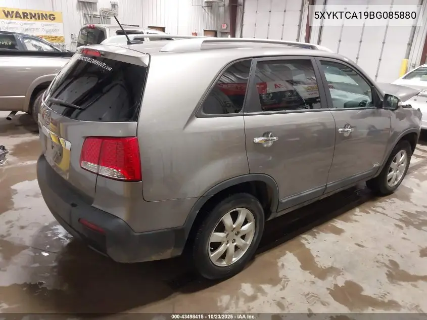 5XYKTCA19BG085880 2011 Kia Sorento Lx