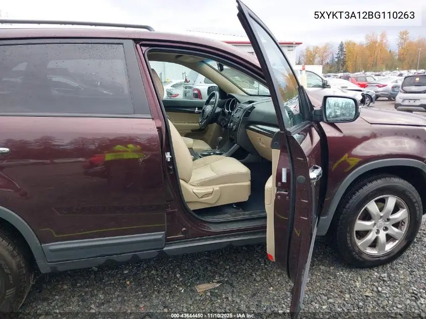 5XYKT3A12BG110263 2011 Kia Sorento Lx