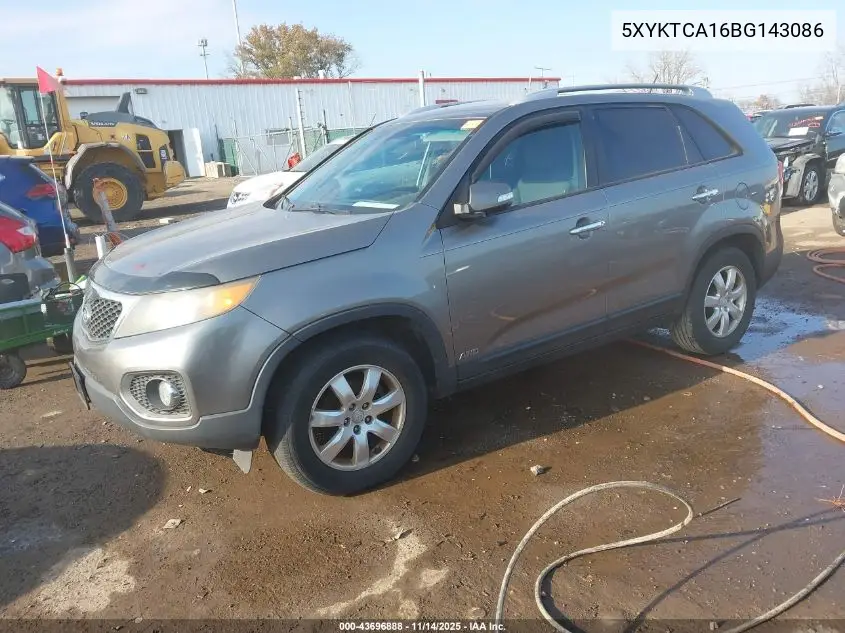 5XYKTCA16BG143086 2011 Kia Sorento Lx