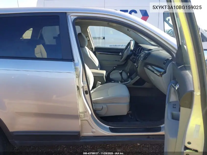 5XYKT3A10BG159025 2011 Kia Sorento