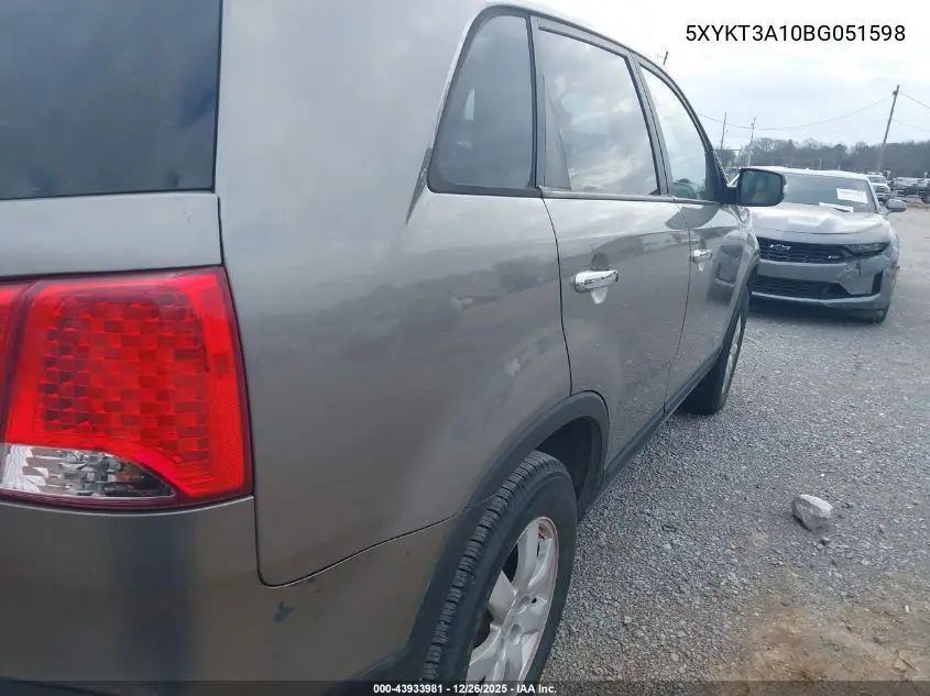 5XYKT3A10BG051598 2011 Kia Sorento Lx
