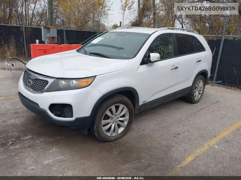 5XYKTDA26BG098939 2011 Kia Sorento Lx V6