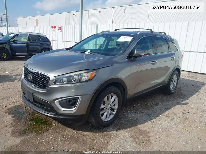 5XYPG4A50GG010754 2016 Kia Sorento 3.3L Lx