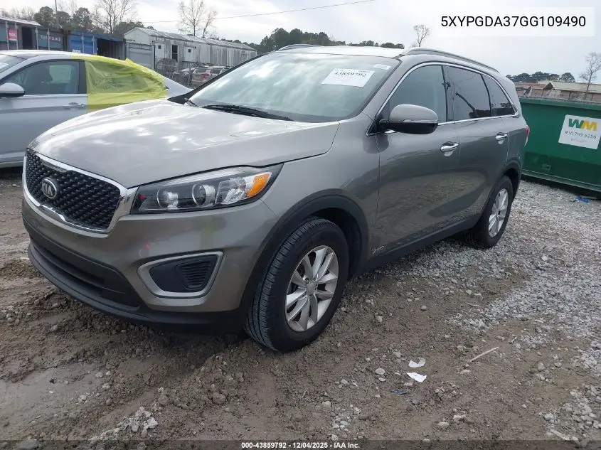 5XYPGDA37GG109490 2016 Kia Sorento 2.4L Lx