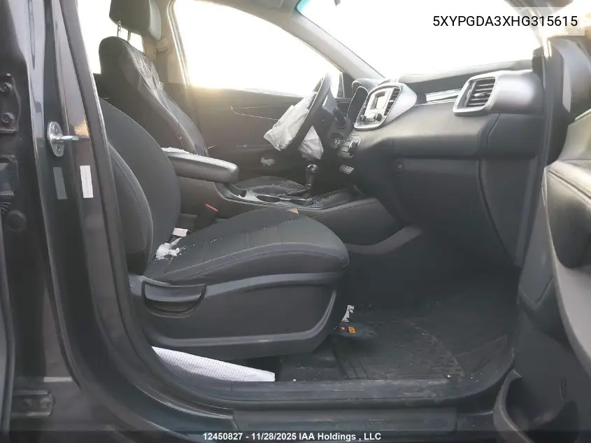 5XYPGDA3XHG315615 2017 Kia Sorento
