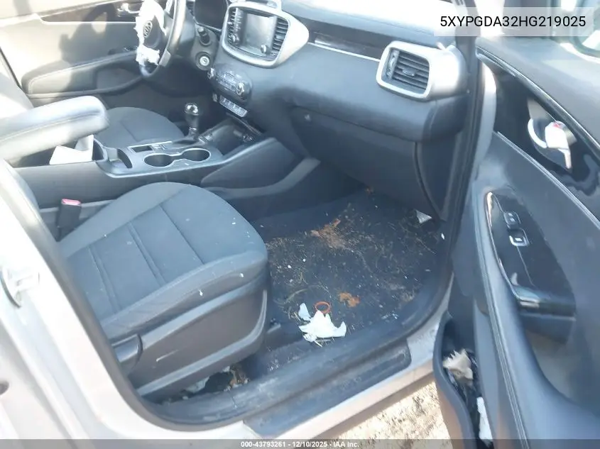 5XYPGDA32HG219025 2017 Kia Sorento 2.4L Lx