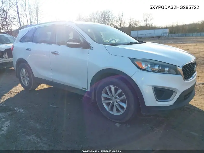 5XYPGDA32HG285722 2017 Kia Sorento 2.4L Lx