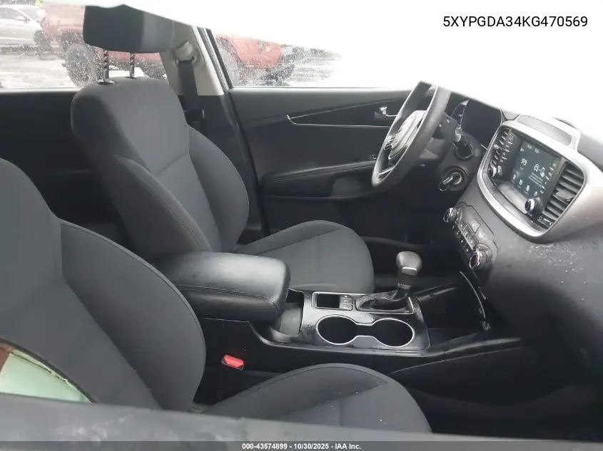 5XYPGDA34KG470569 2019 Kia Sorento 2.4L Lx