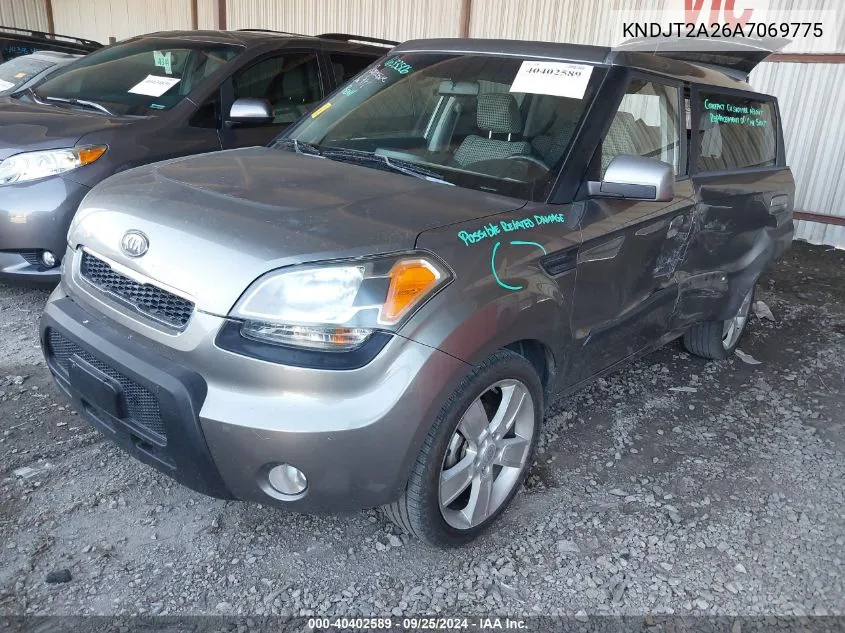 KNDJT2A26A7069775 2010 Kia Soul !