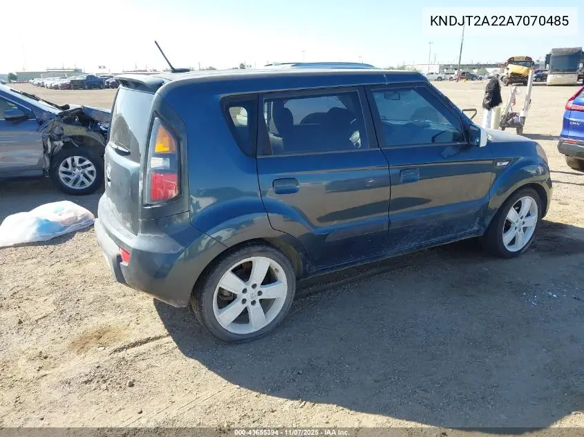 KNDJT2A22A7070485 2010 Kia Soul +
