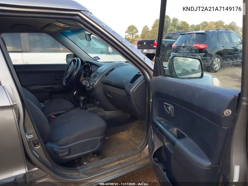 KNDJT2A21A7149176 2010 Kia Soul +