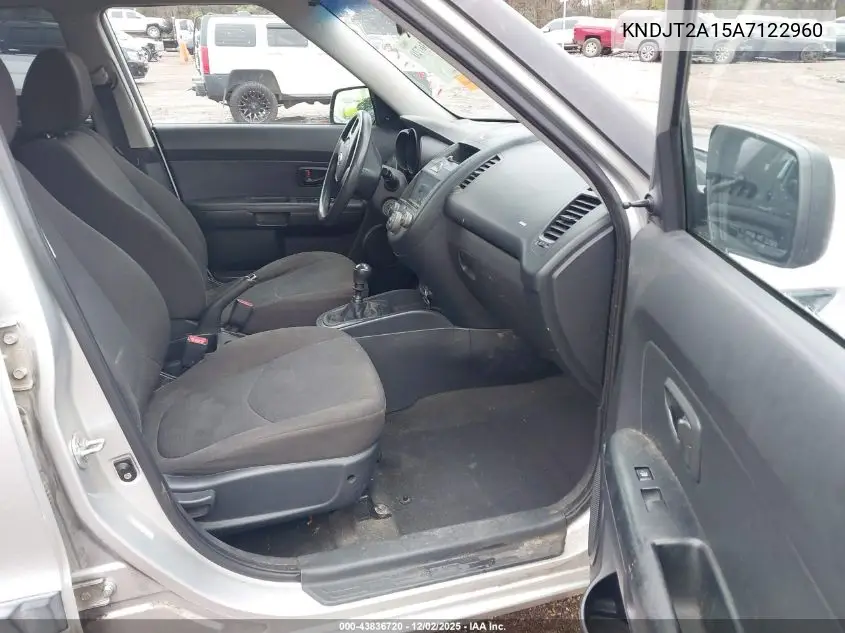 KNDJT2A15A7122960 2010 Kia Soul