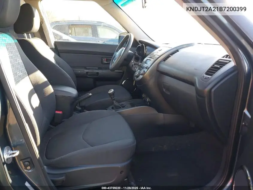 KNDJT2A21B7200399 2011 Kia Soul +