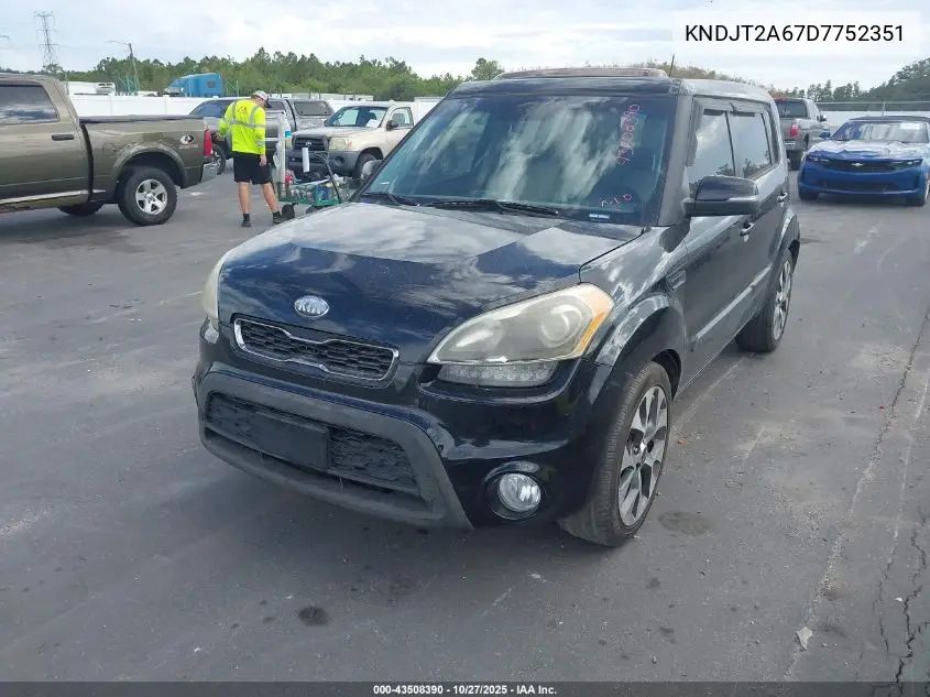 KNDJT2A67D7752351 2013 Kia Soul !