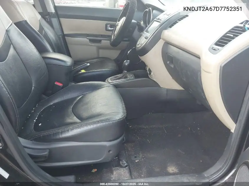 KNDJT2A67D7752351 2013 Kia Soul !