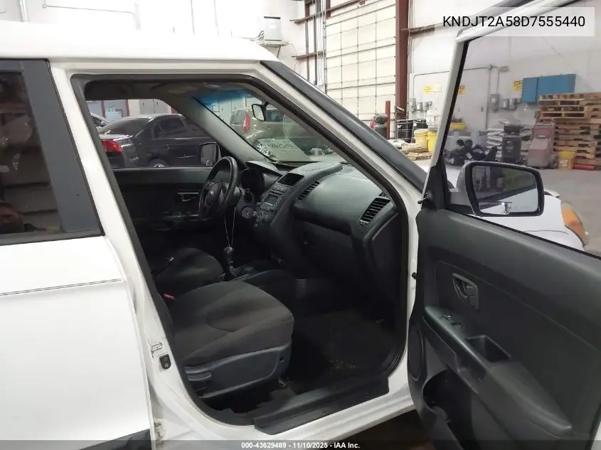 KNDJT2A58D7555440 2013 Kia Soul