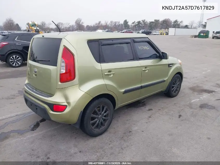 KNDJT2A57D7617829 2013 Kia Soul