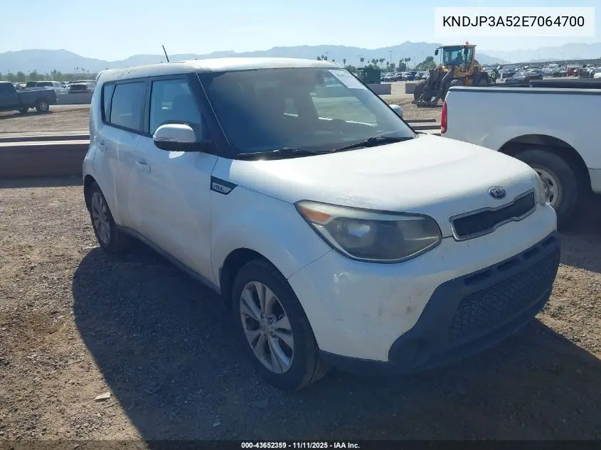 KNDJP3A52E7064700 2014 Kia Soul +