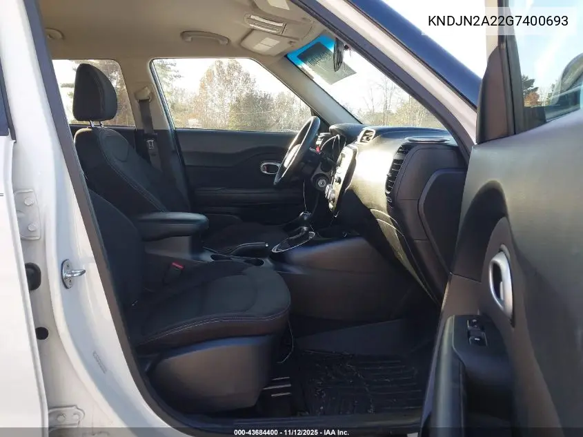 KNDJN2A22G7400693 2016 Kia Soul