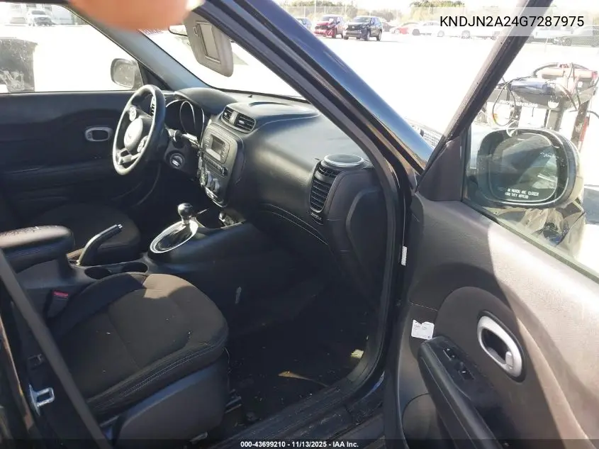 KNDJN2A24G7287975 2016 Kia Soul