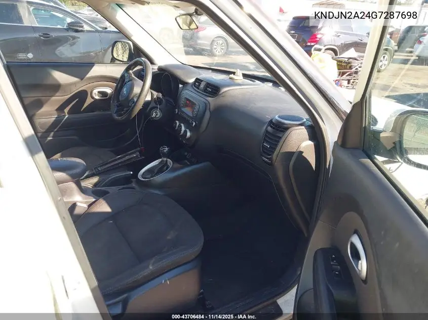 KNDJN2A24G7287698 2016 Kia Soul
