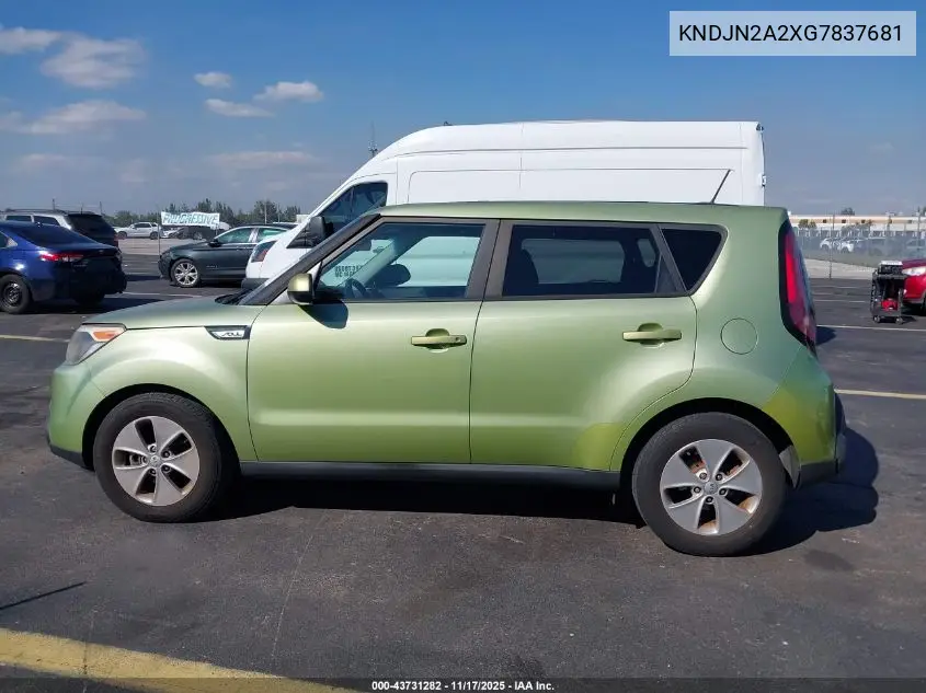 KNDJN2A2XG7837681 2016 Kia Soul
