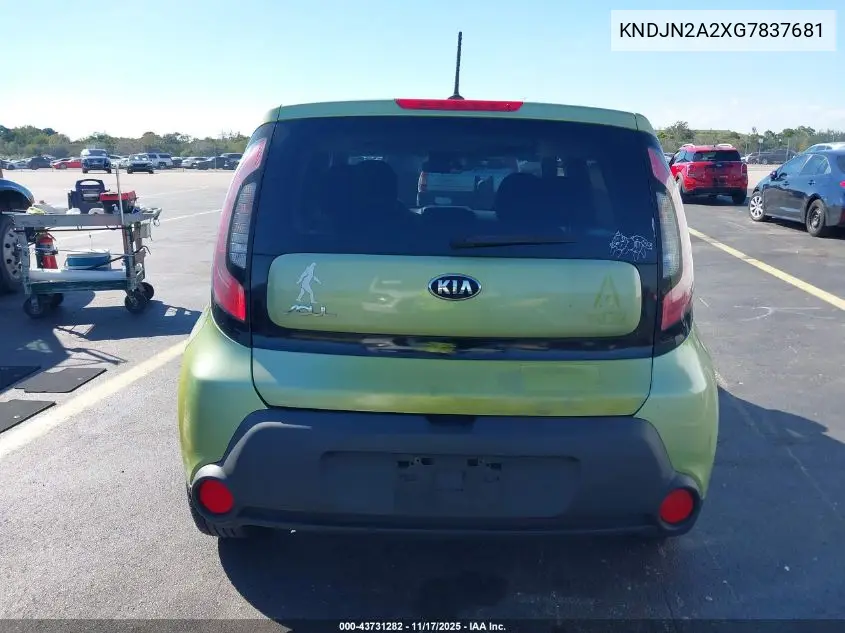 KNDJN2A2XG7837681 2016 Kia Soul