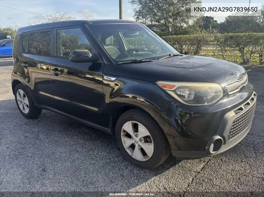 KNDJN2A29G7839650 2016 Kia Soul