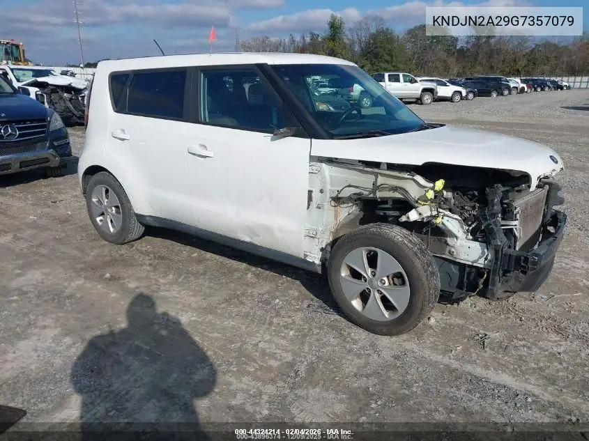 KNDJN2A29G7357079 2016 Kia Soul